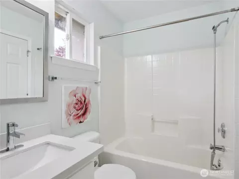 Bath - 14103 41st Ave SE, Mill Creek, WA 98012 photo 4 of 4