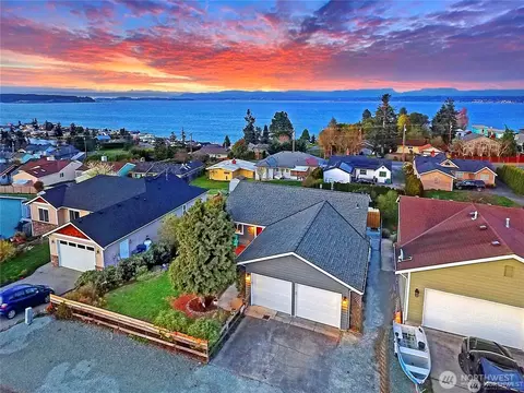 1499 Carol St, Camano Island, WA 98282