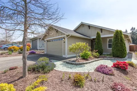 100 Pinehurst Loop, Sequim, WA 98382