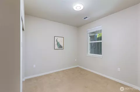 Bedroom - 100 Pinehurst Loop, Sequim, WA 98382 photo 4 of 6