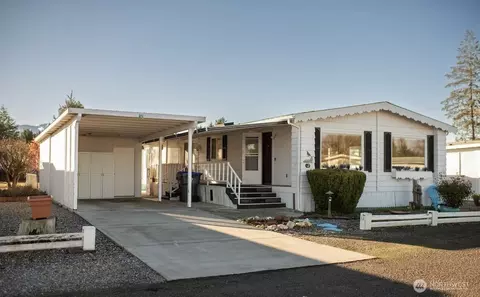12 Juniper Mobile Ests, Sequim, WA 98382