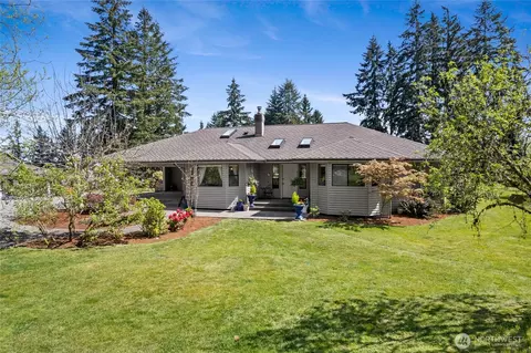 11818 Orchard Ave SE, Olalla, WA 98359