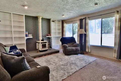Living - 70 Shadow Trl, Sequim, WA 98382 photo 4 of 4