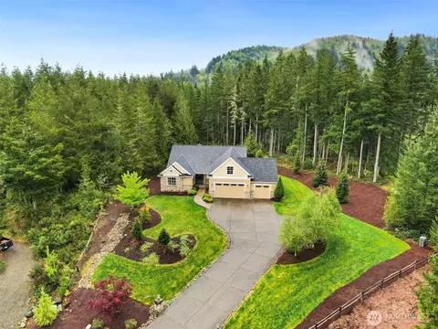 31740 SE 273rd Ct, Ravensdale, WA 98051