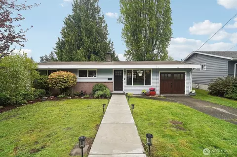 11316 34th Ave SW, Seattle, WA 98146