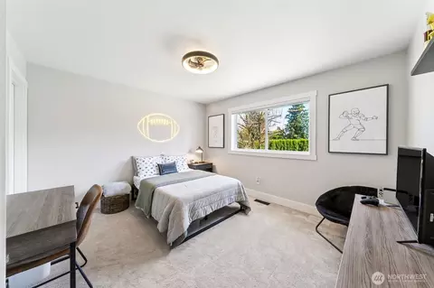 Bedroom - 44704 228th Ave SE, Enumclaw, WA 98022 photo 3 of 5