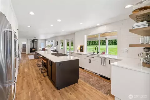 Kitchen - 44704 228th Ave SE, Enumclaw, WA 98022 photo 1 of 5