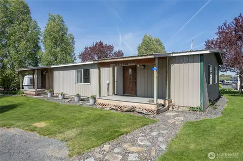 3095 Road E5 NE, Moses Lake, WA 98837