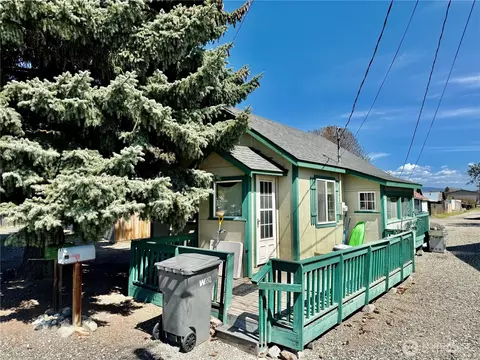 208 Yakima Ave, Cle Elum, WA 98922