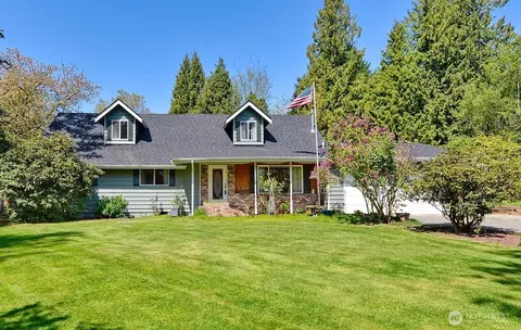 1042 Shaw Rd, Ferndale, WA 98248