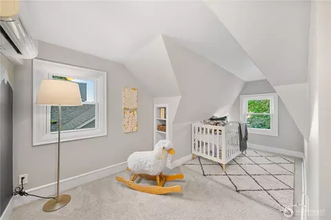 Other - 2423 Everett Ave E, Seattle, WA 98102 photo 3 of 8