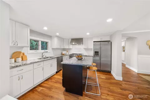 Kitchen - 2423 Everett Ave E, Seattle, WA 98102 photo 2 of 4