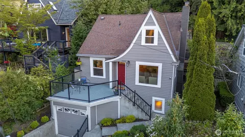 2423 Everett Ave E, Seattle, WA 98102
