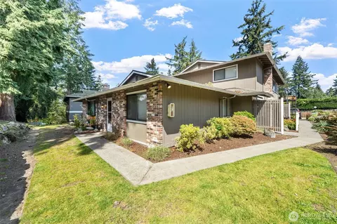 2117 SW 318th Pl #A, Federal Way, WA 98023