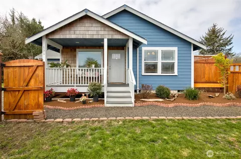 531 Point Brown Ave SW, Ocean Shores, WA 98569