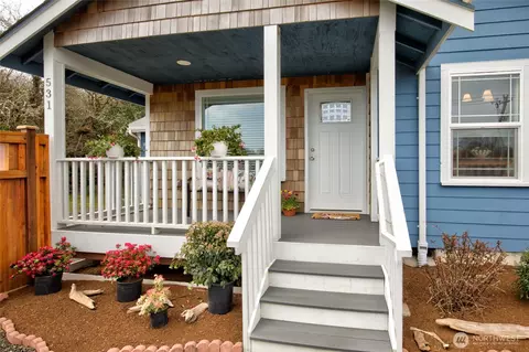 531 Point Brown Ave SW, Ocean Shores, WA 98569