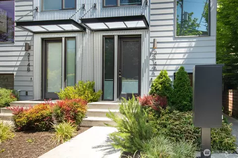 Exterior - 214 25th Ave E #A, Seattle, WA 98112 photo 4 of 4