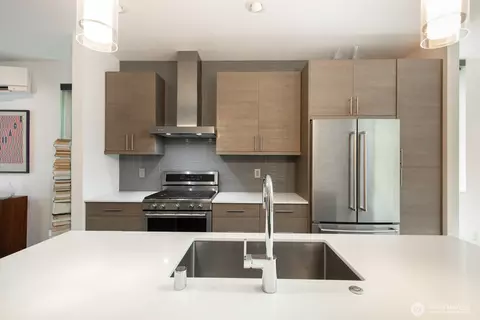 Kitchen - 214 25th Ave E #A, Seattle, WA 98112 photo 2 of 3