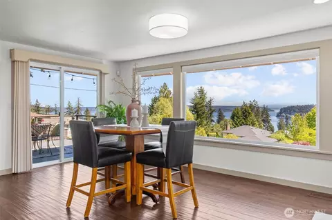 2716 58th Street Ct NW, Gig Harbor, WA 98335