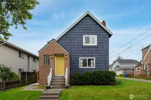 2609 N 8th St, Tacoma, WA 98406