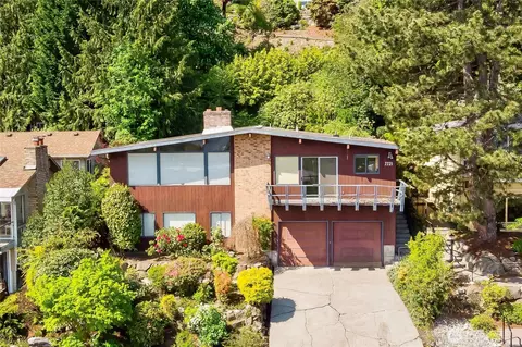 7721 57th Ave NE, Seattle, WA 98115
