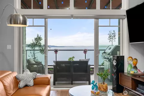 5003 Main St #306, Tacoma, WA 98407
