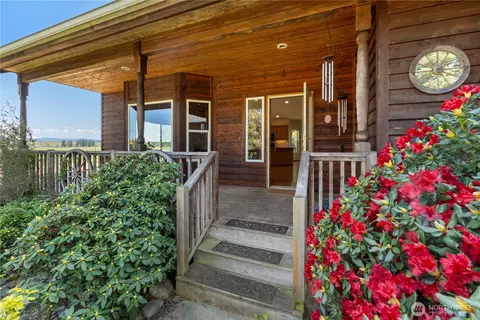 26510 13th Avenue Ct E, Spanaway, WA 98387