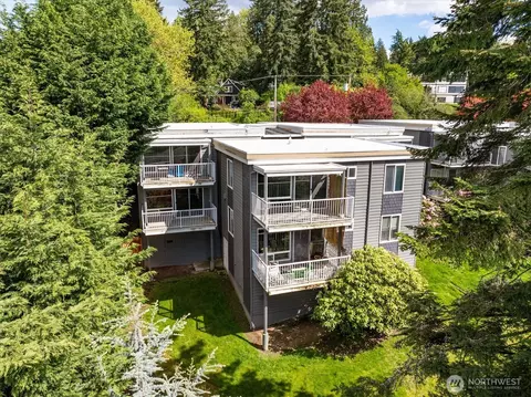 1111 Kirkland Ave #5A, Kirkland, WA 98033