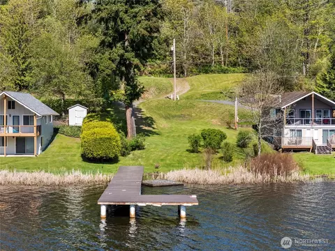 19120 Sulfer Springs Rd, Mount Vernon, WA 98274