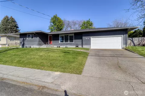 521 SE Date Ave, College Place, WA 99324