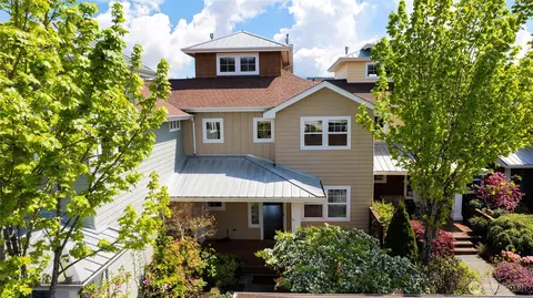 20 Heron Rd, Port Ludlow, WA 98365