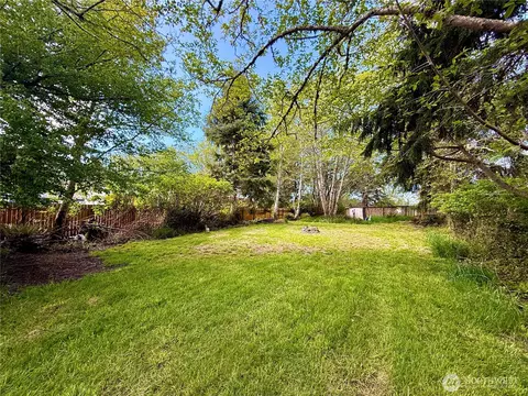 549 Chenois Ave NE, Ocean Shores, WA 98569