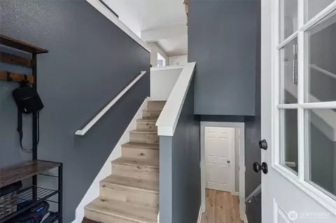 Entry Way - 2016 286th St E, Roy, WA 98580 photo 1 of 3