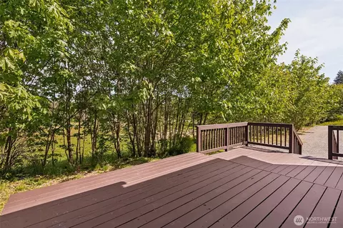 Exterior - 2016 286th St E, Roy, WA 98580 photo 4 of 11