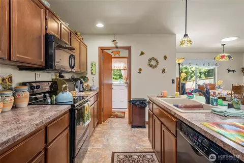 18828 18th Ave E, Spanaway, WA 98387 photo 12