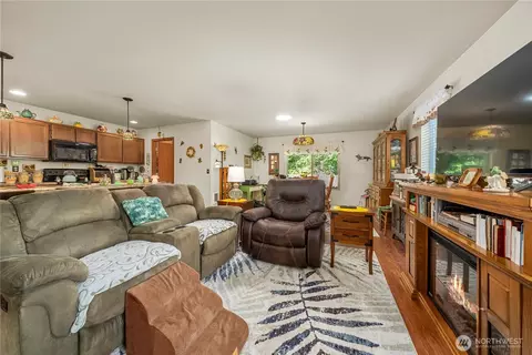 18828 18th Ave E, Spanaway, WA 98387 photo 21