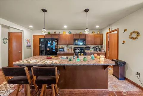 18828 18th Ave E, Spanaway, WA 98387 photo 9