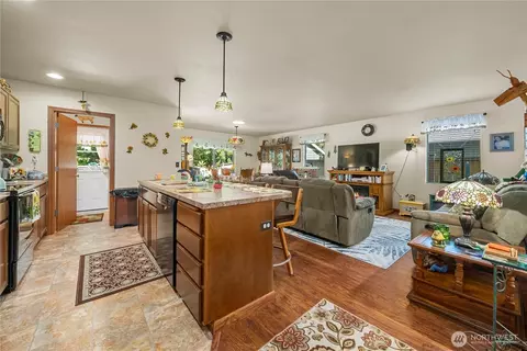 18828 18th Ave E, Spanaway, WA 98387 photo 15