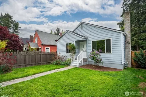 5252 35th Ave SW, Seattle, WA 98126