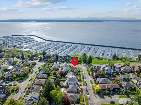 7420 34th Ave NW, Seattle, WA 98117