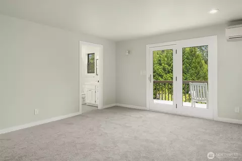21923 49th Ave SE, Bothell, WA 98021 photo 32