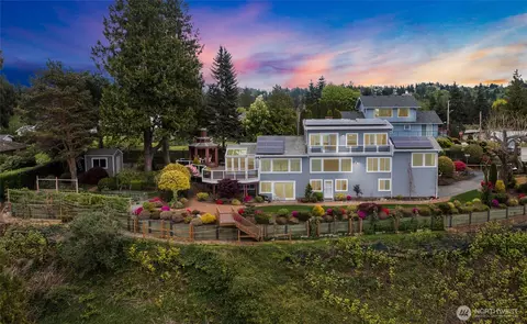 800 S 249th St, Des Moines, WA 98198