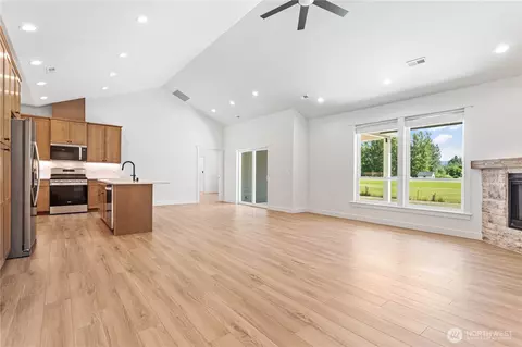 Living - 1200 E Georgia Ln, Everson, WA 98247 photo 1 of 4