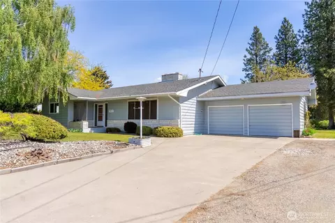 630 Kenwood St, Omak, WA 98841