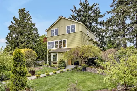 3670 SW Othello St, Seattle, WA 98126