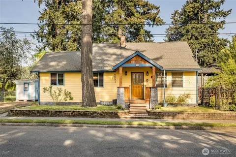 208 N Street St NE, Auburn, WA 98002