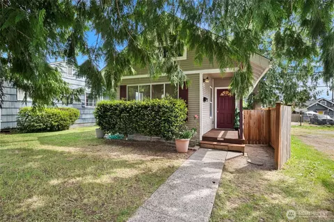 3820 S 11th St, Tacoma, WA 98405