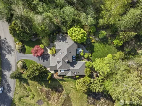 14333 221st Ave NE, Woodinville, WA 98077