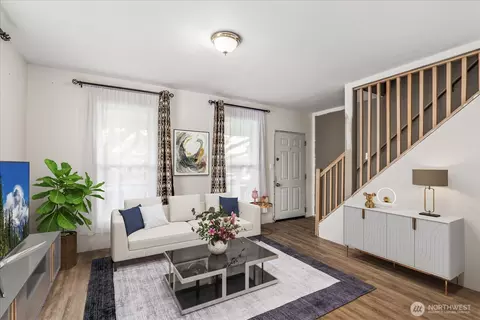 Living - 2402 Cleveland Ave, Everett, WA 98201 photo 1 of 6