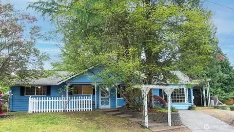 2916 SW 329th St, Federal Way, WA 98023
